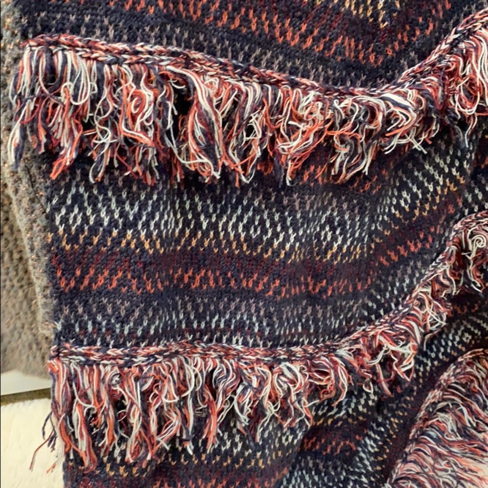 Sweater - Picture 3 of 7
